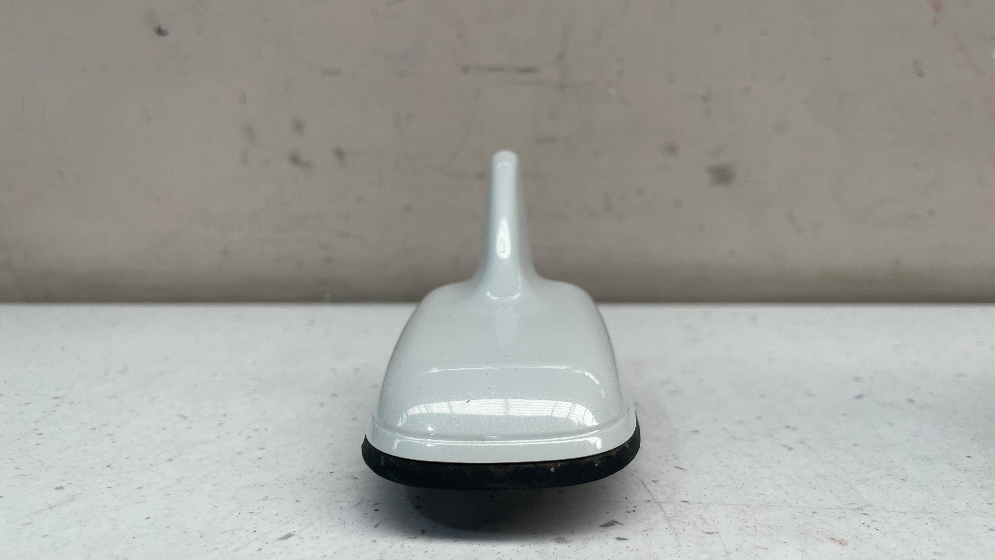 4G0035503J AUDI A4 ROOF SHARK FIN MOUNT ANTENNA