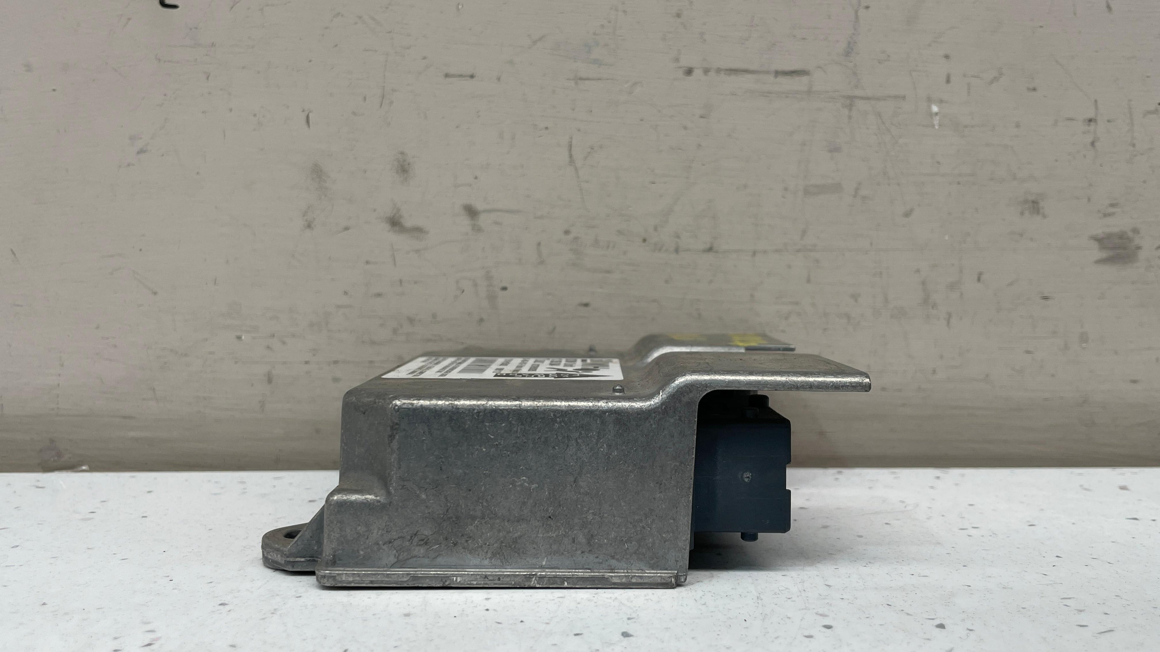 327963935 OPEL CORSA SRS CONTROL UNIT