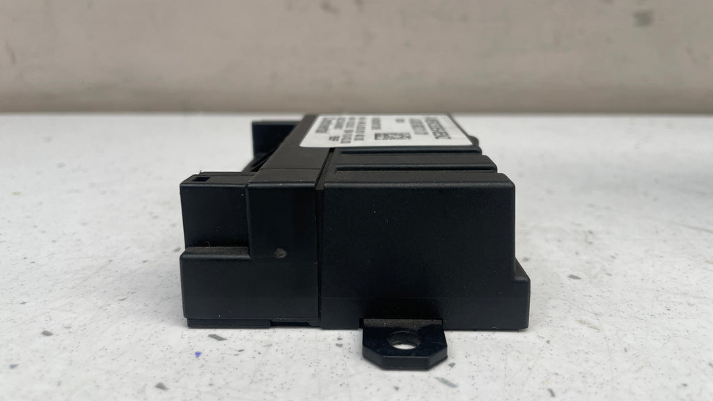A0009003101 MERCEDES W212 FUEL POMP CONTROL MODULE UNIT