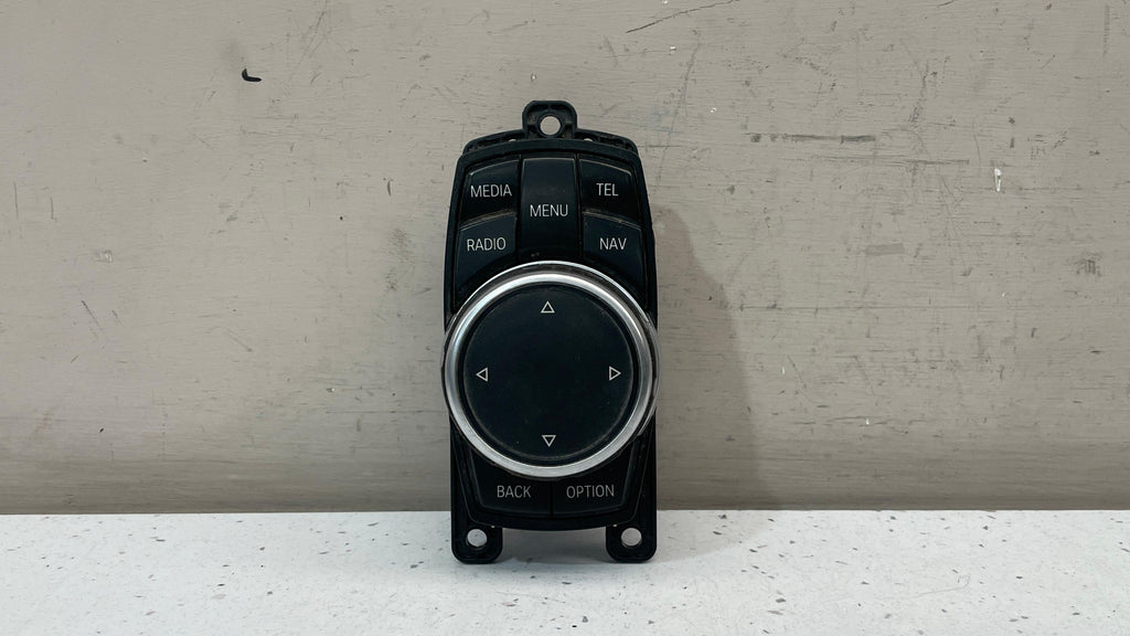 9350723-02 BMW X3  MULTIMEDIA CONTROLLER SWITCH