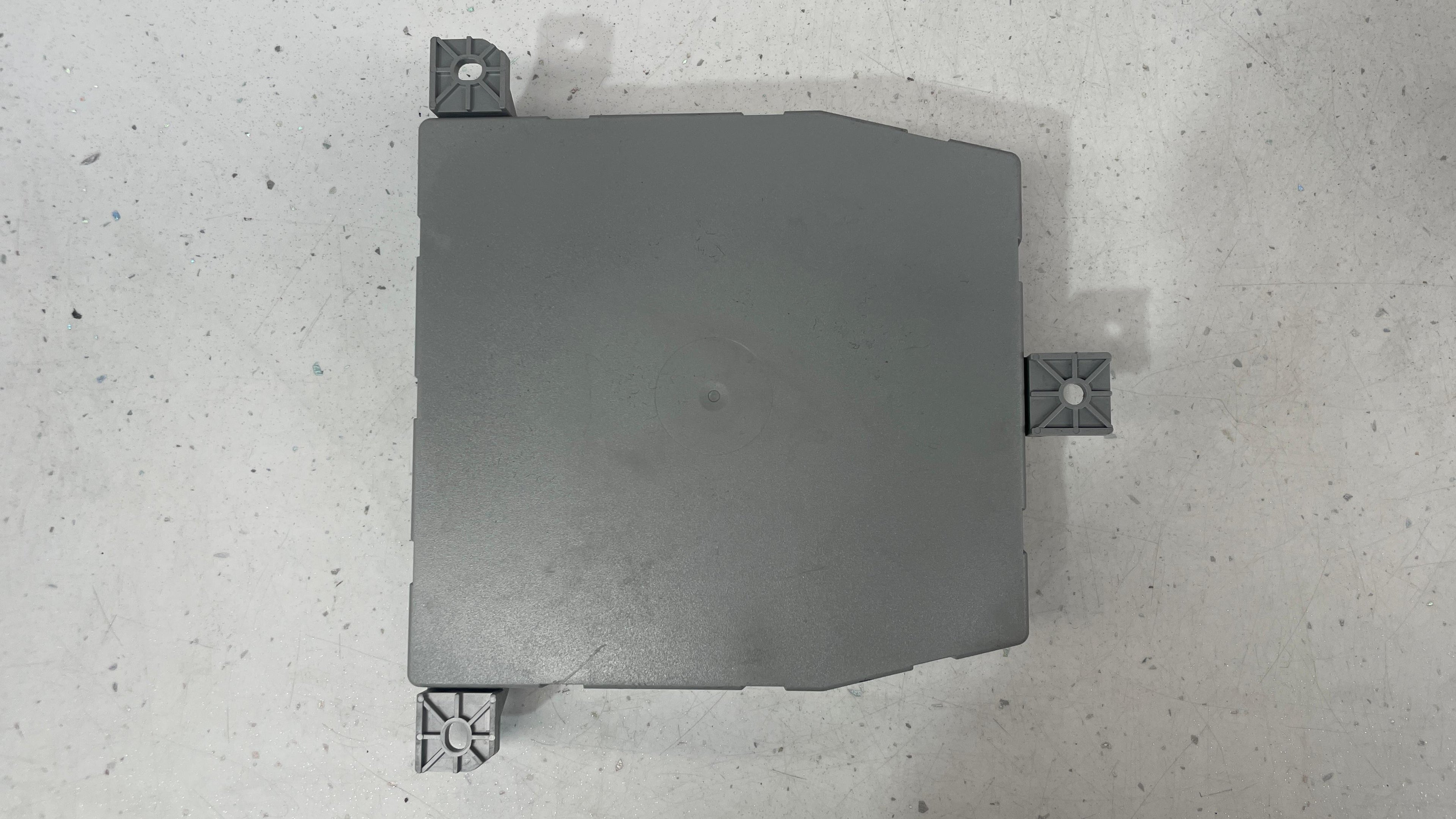 A2059006330 MERCEDES W205 SAM CONTROL MODULE UNIT