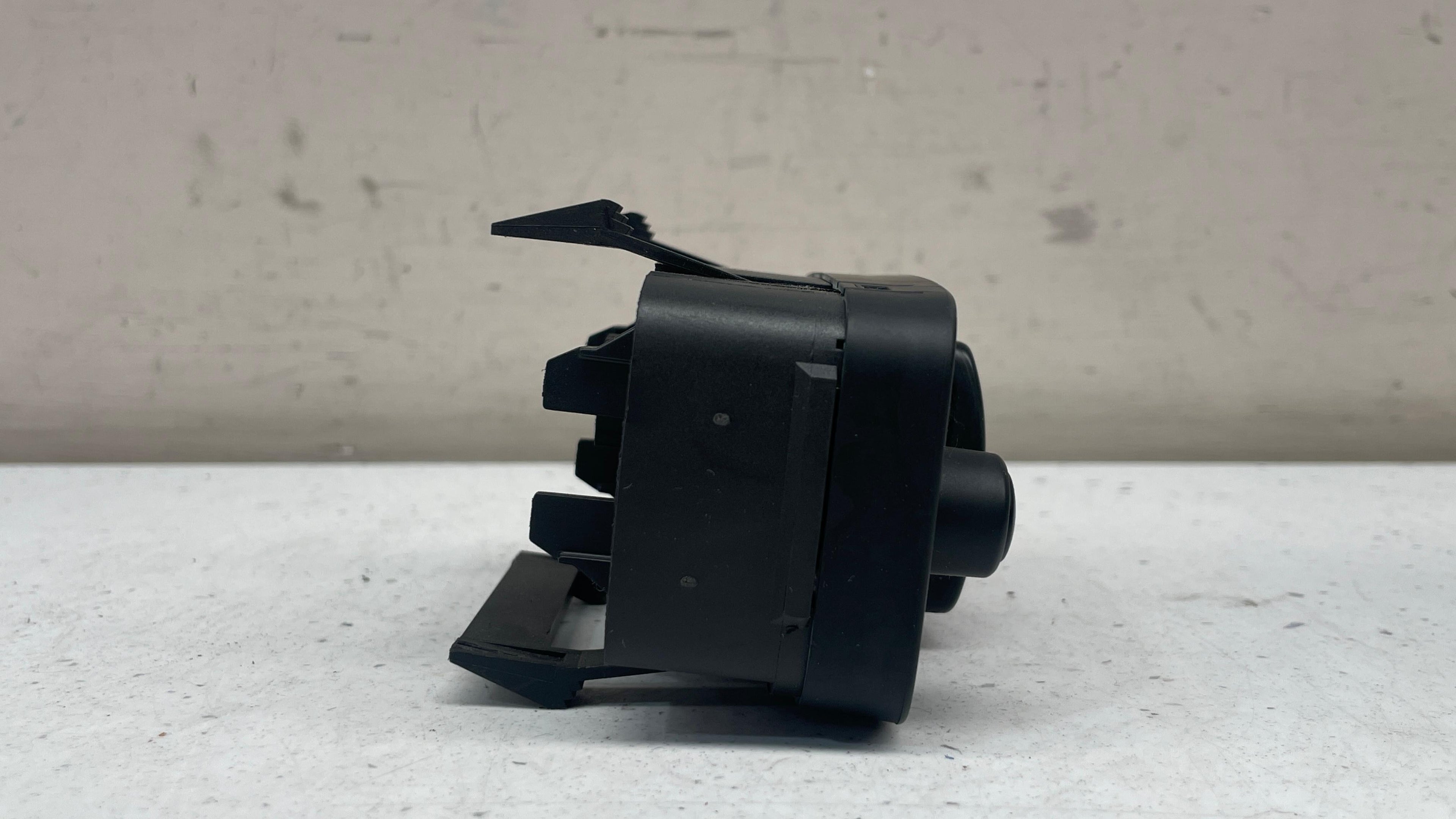 10099412 FORD HEADLIGHT SWITCH MODULE