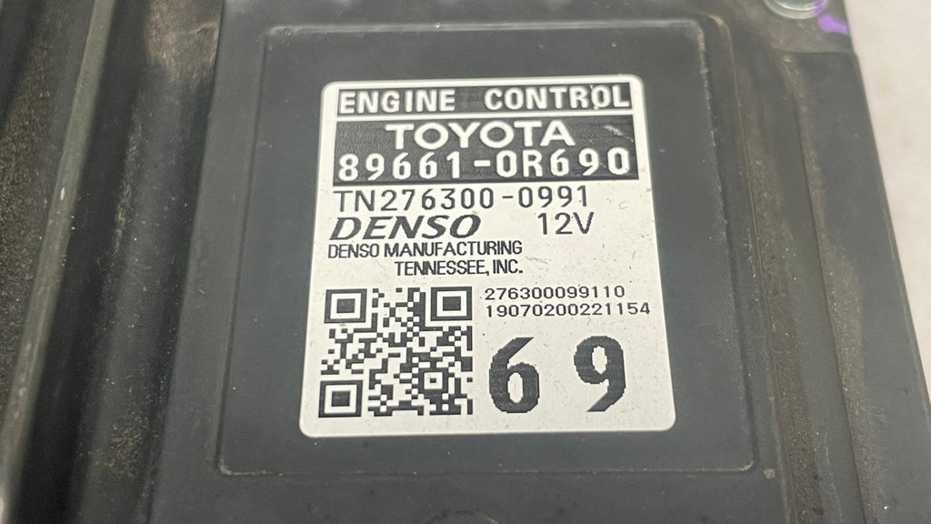 89661-0R690 TOYOTA ENGINE CONTROL ECU