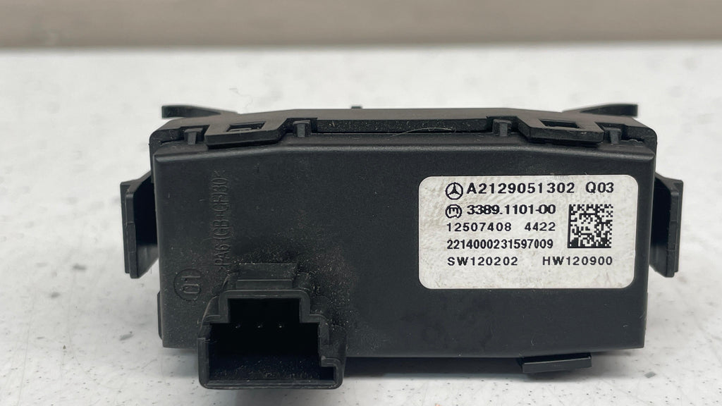 A2129051302 MERCEDES W212 ECO SPORT SWITCH BUTTON