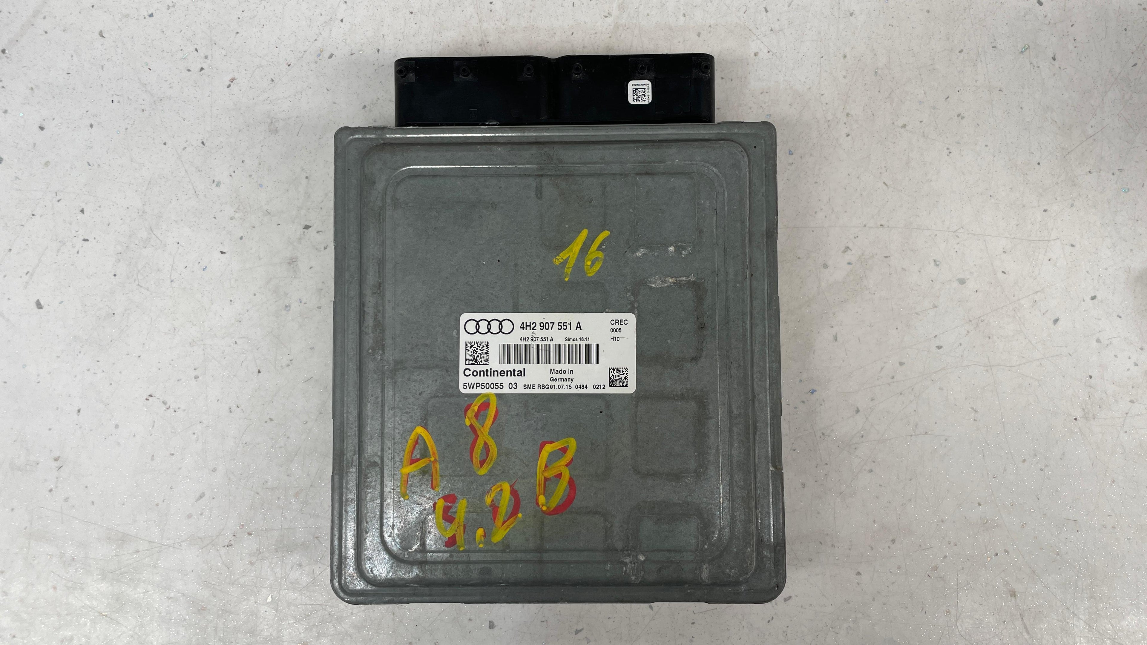 4H2907551A  AUDI A8 ENGINE CONTROL UNIT ECU