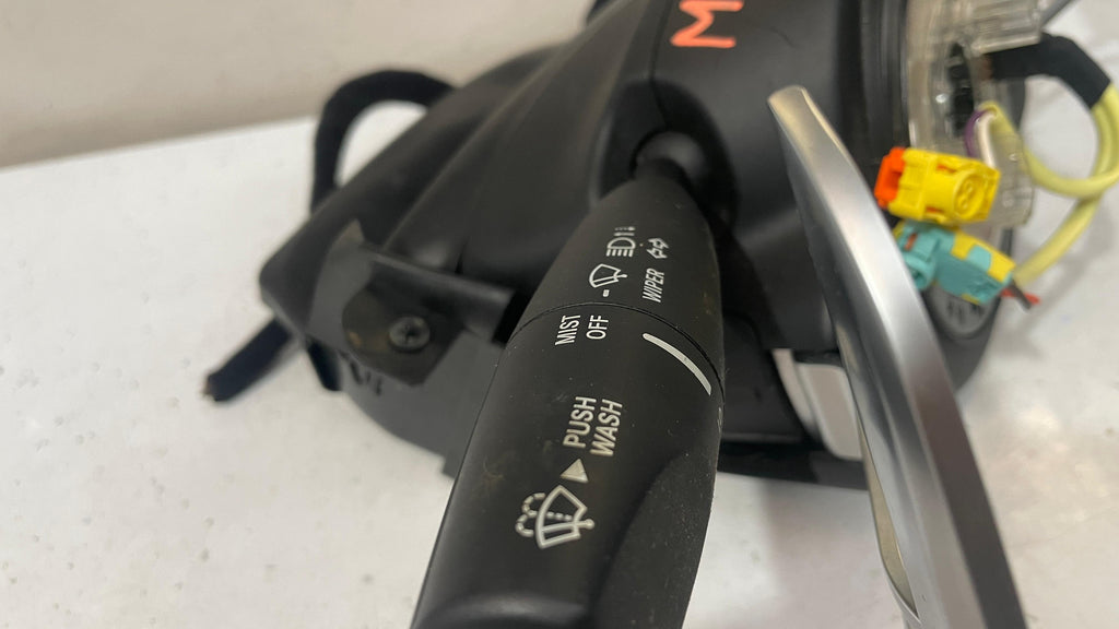 670194384 MASSERATI GHIBLI STEERING COLUMN STALK